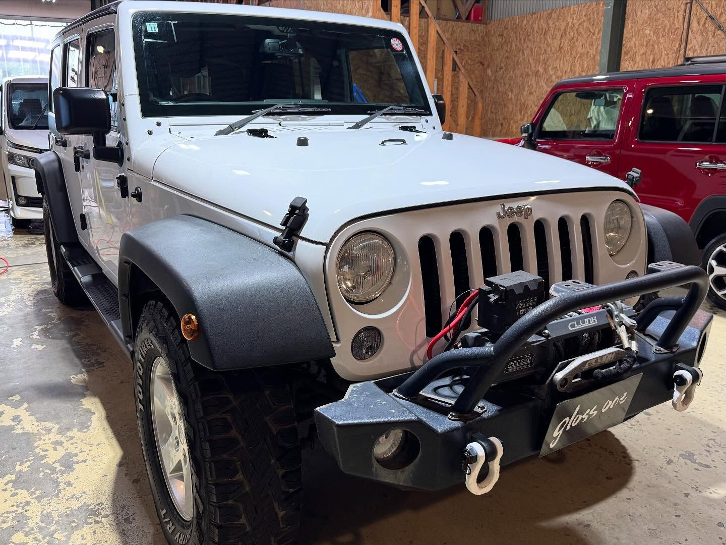 JEEP ラングラーのボディーガラスコーティングを施工しまし