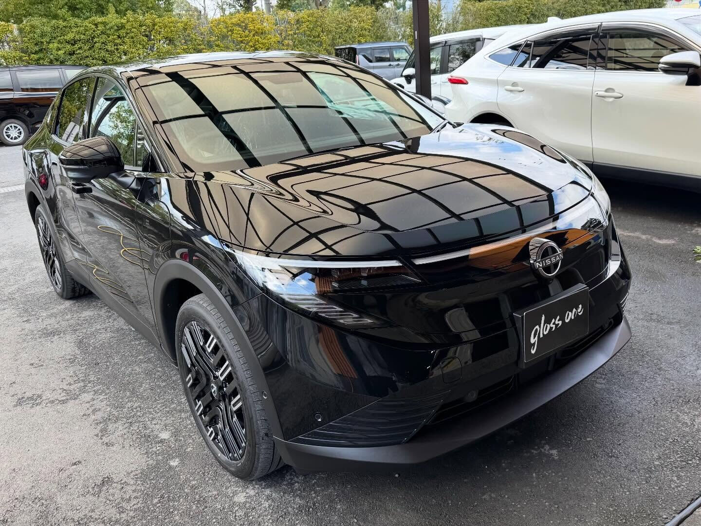 日産リーフにボディーガラスコーティング「LUXIA 7」を施